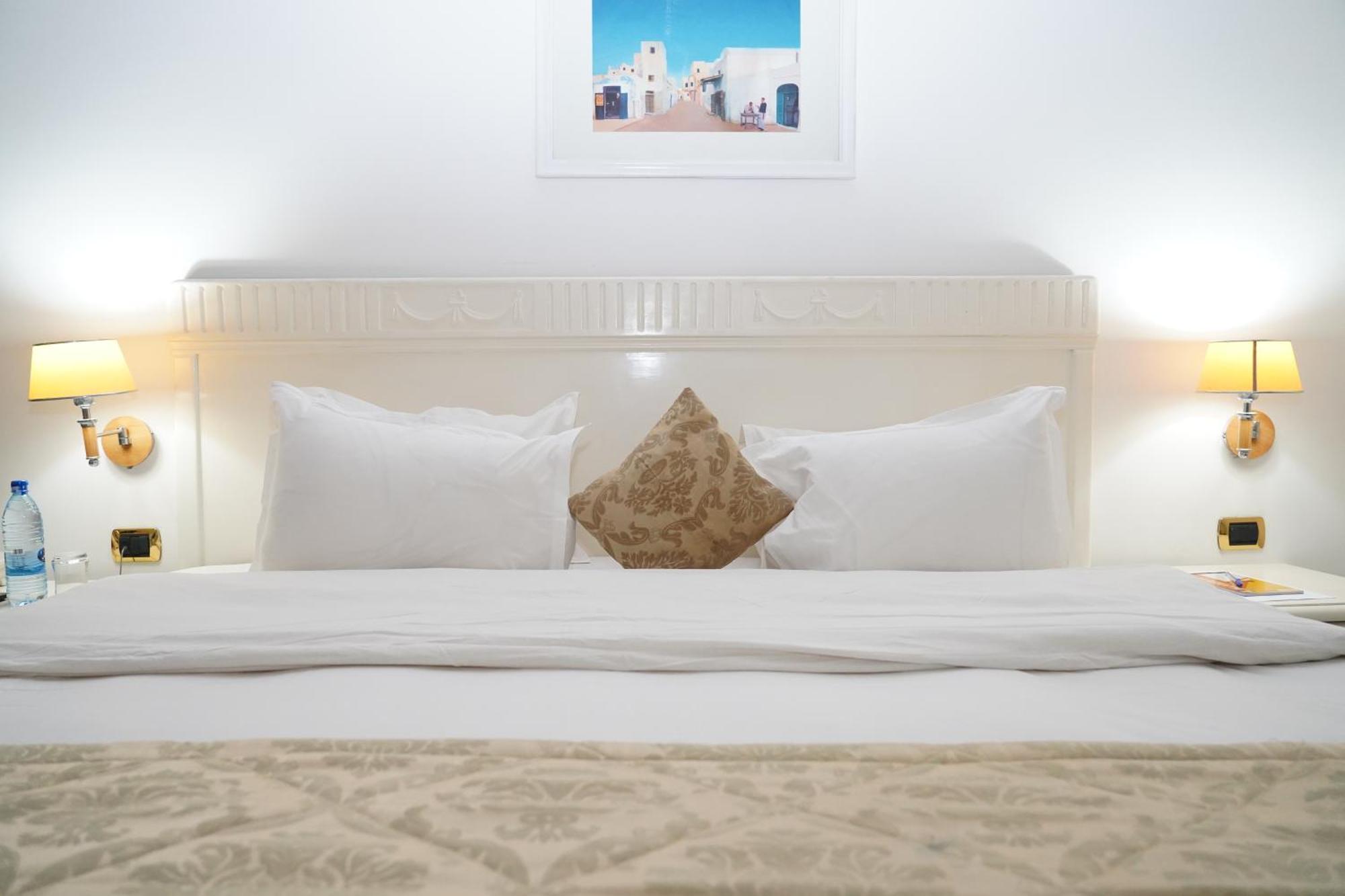 L'Amitie Hotel NʼDjamena 外观 照片