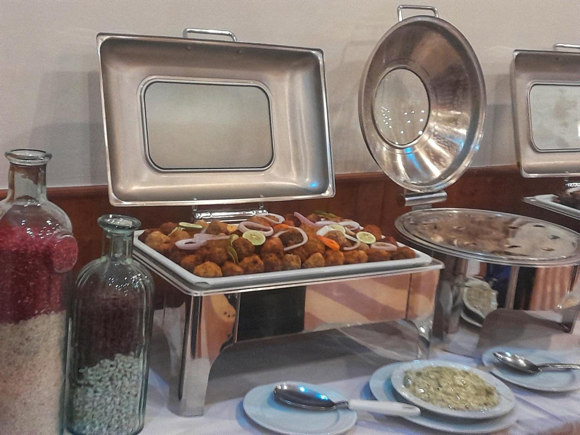 L'Amitie Hotel NʼDjamena 外观 照片