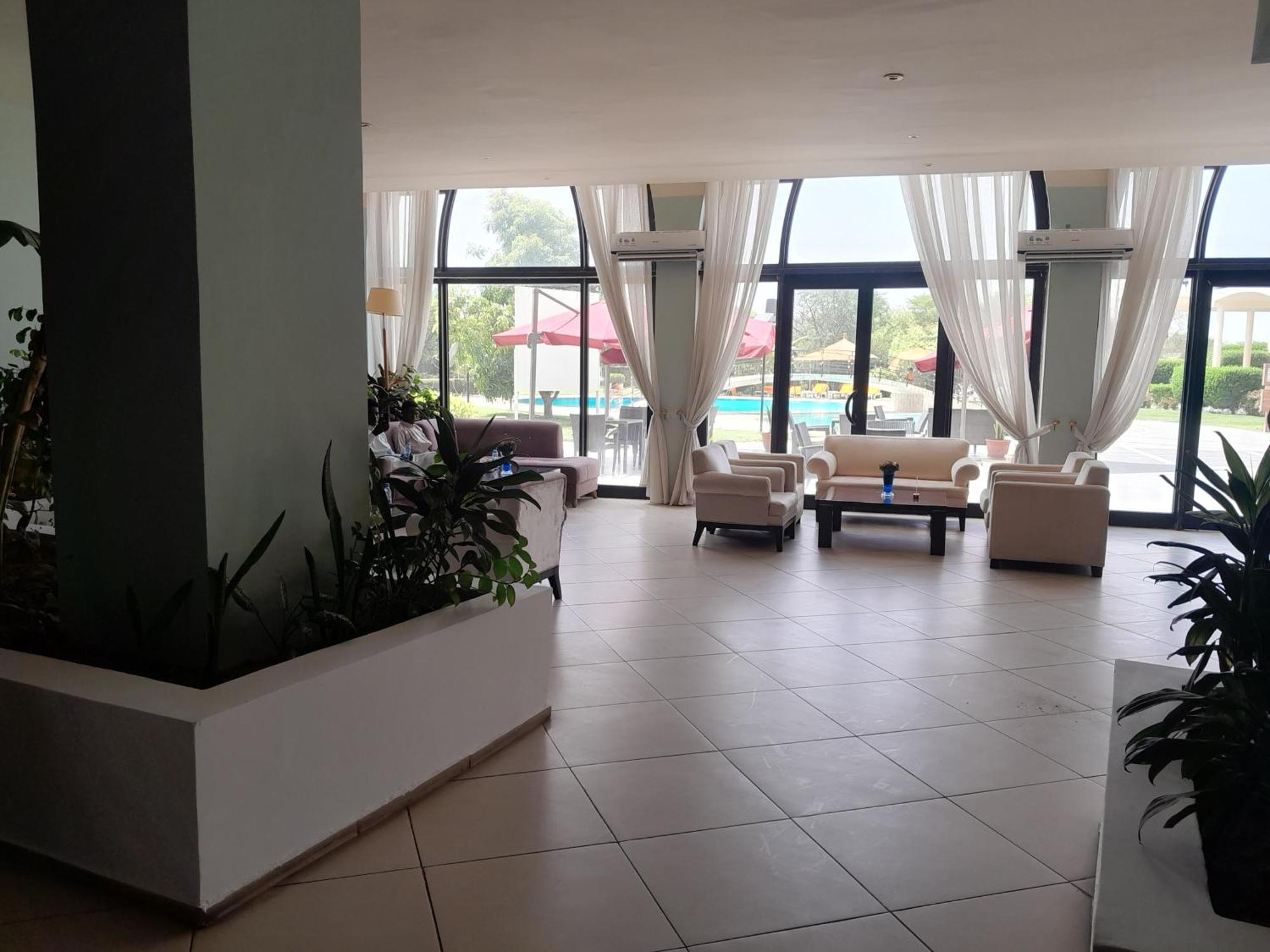 L'Amitie Hotel NʼDjamena 外观 照片